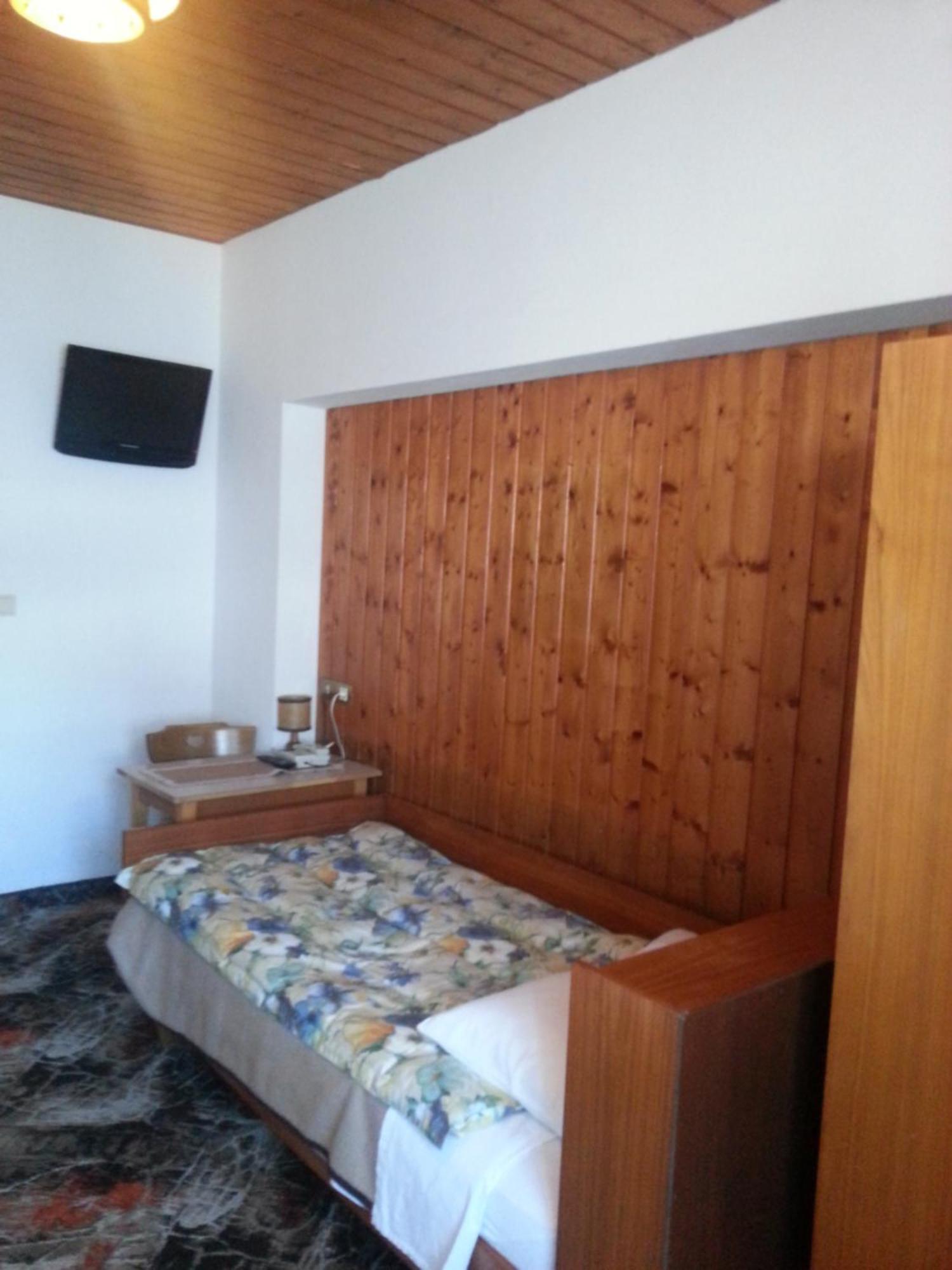 Pension Panorama Monguelfo-Tesido / Welsberg-Taisten Екстериор снимка